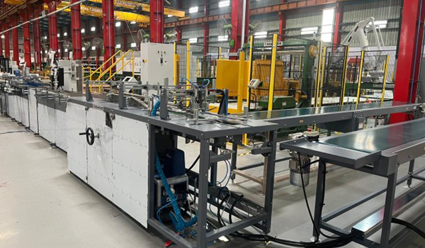 Glue application system for cable industry