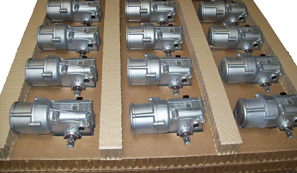 Honeycomb packaging protection for valves